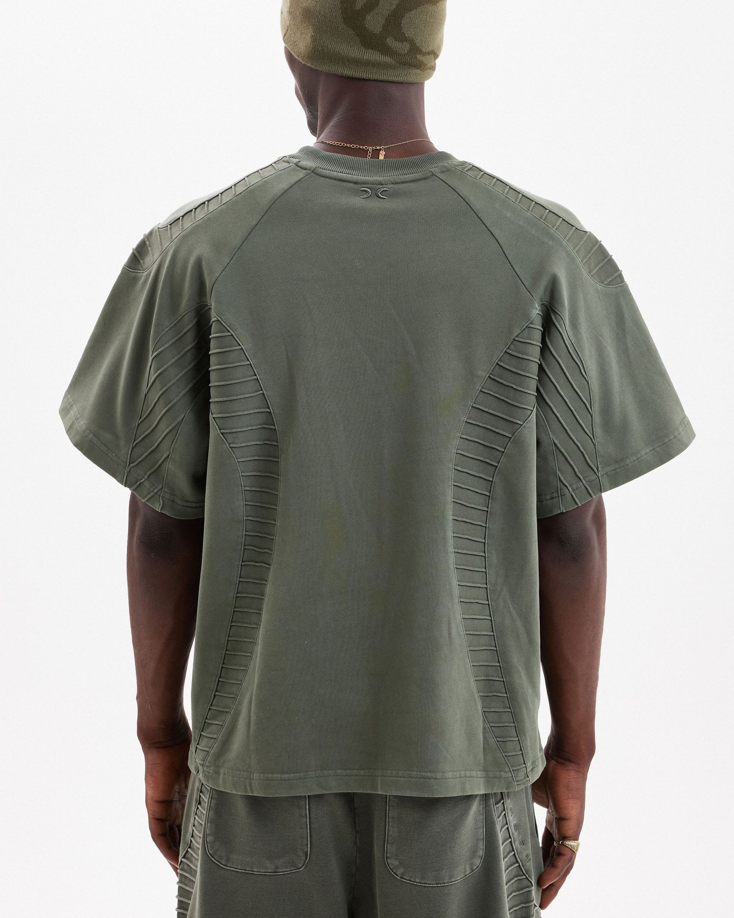 TEXTURED TEE - GREEN