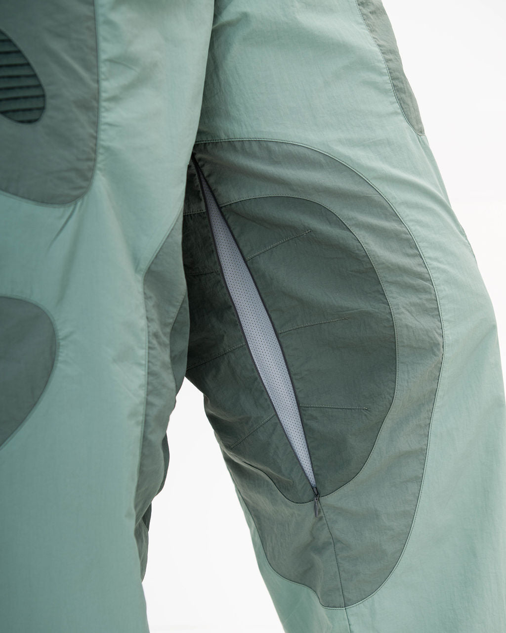 V2 AMOEBA TREK PANTS - TEAL