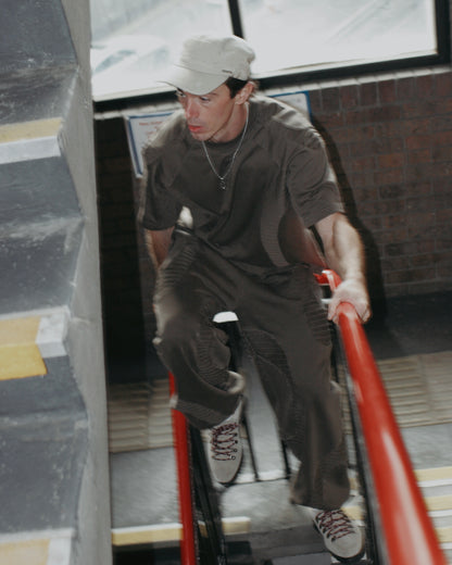 TEXTURED TEE - Brown