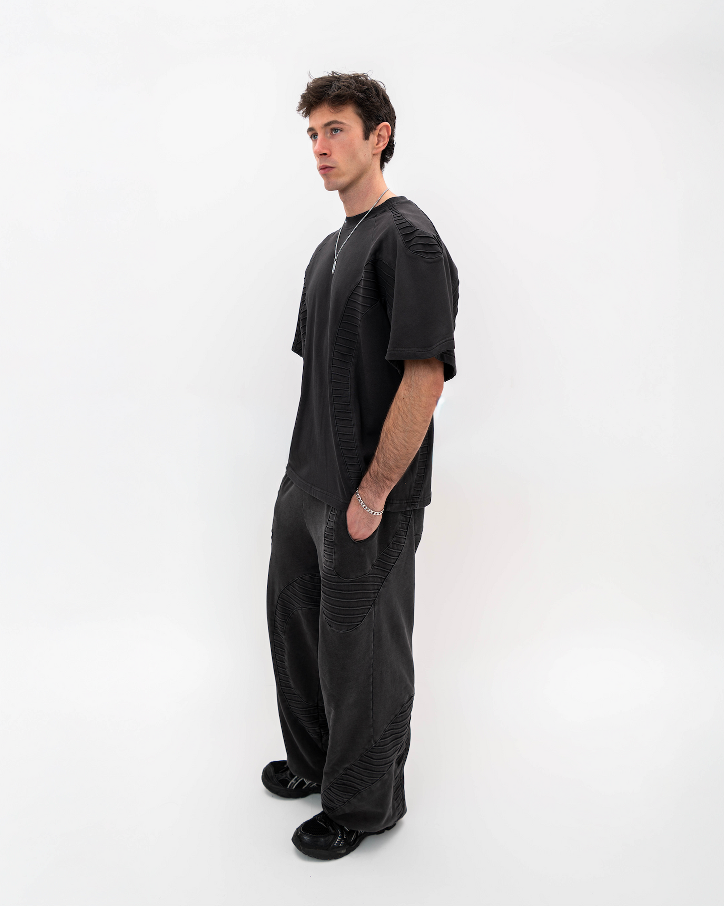 TEXTURED TRACKIES - Charcoal