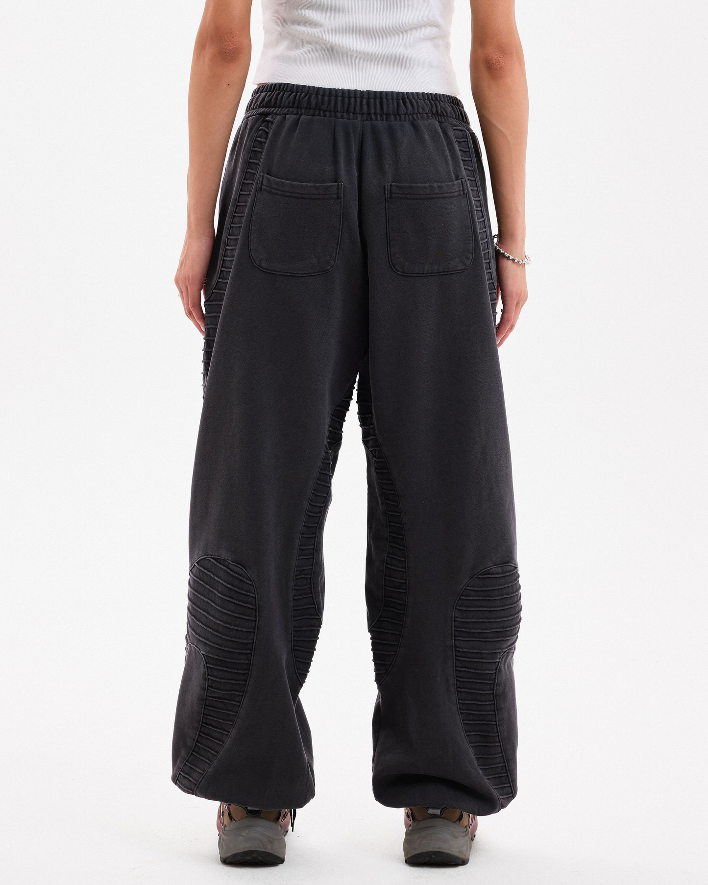 TEXTURED TRACKIES - Charcoal