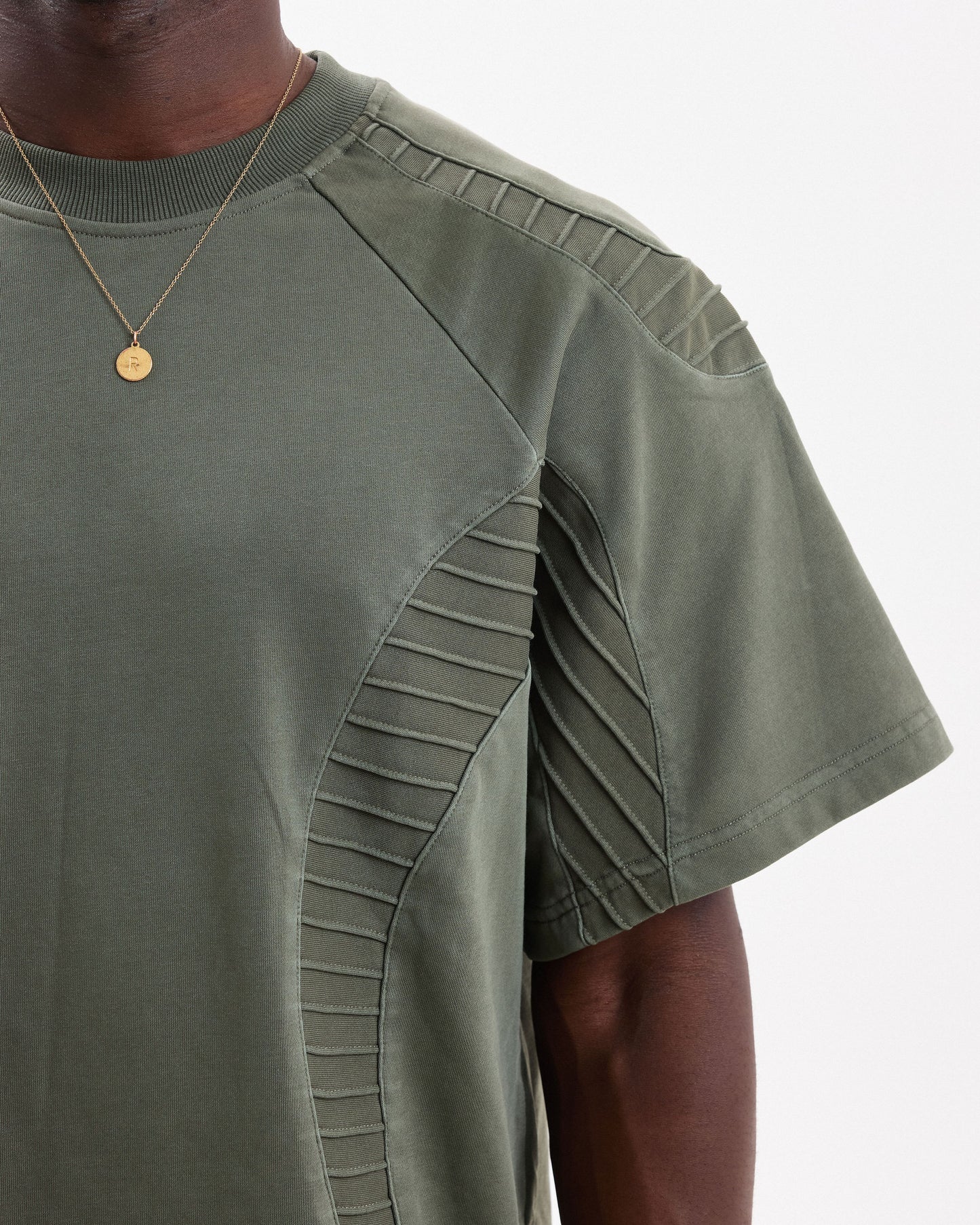 TEXTURED TEE - GREEN