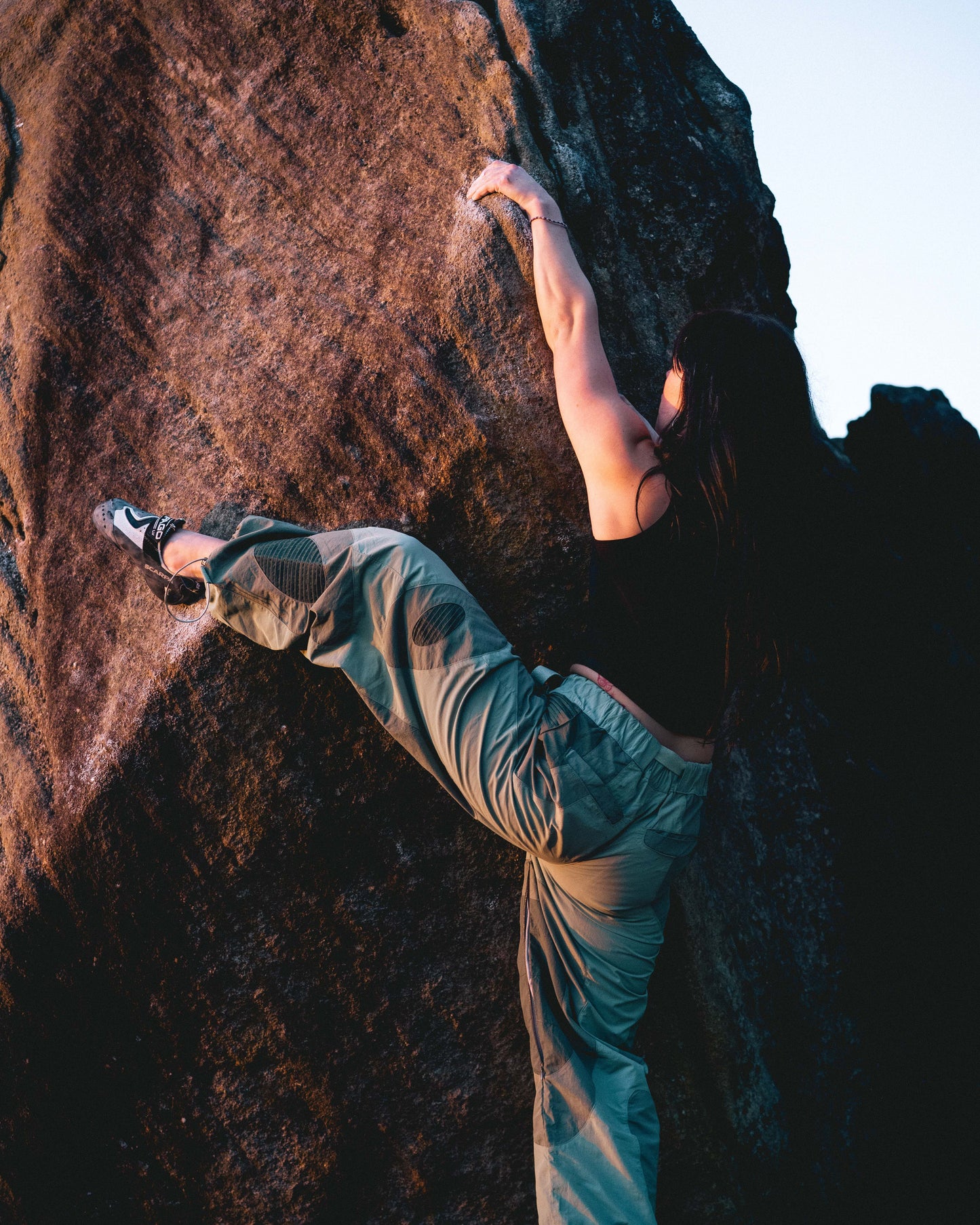 V2 AMOEBA TREK PANTS - TEAL