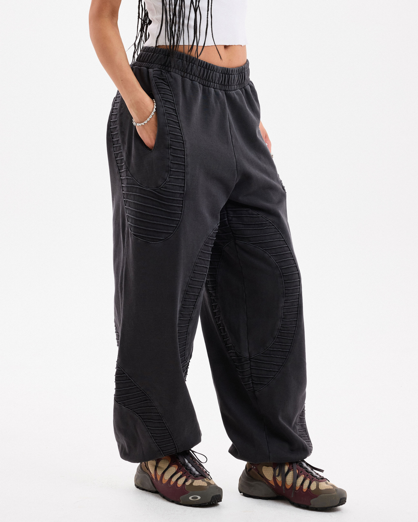 TEXTURED TRACKIES - Charcoal